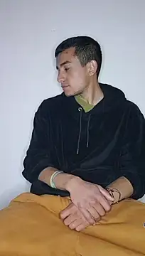 Show modela Thick_Cock na web-kameri