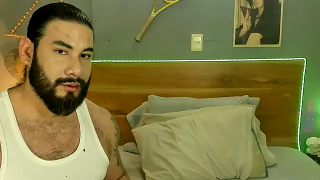 Prometeo-grizzly's Webcam Show