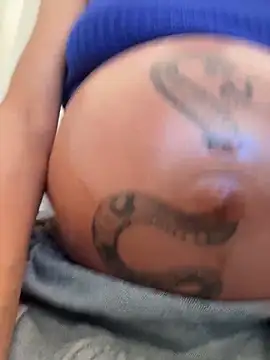 pregnant_sofii18's Webcam Show