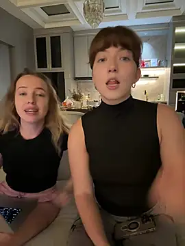 Nura_n_Sarah 网络视讯表演