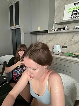 Nura_n_Sarah's Webcam Show