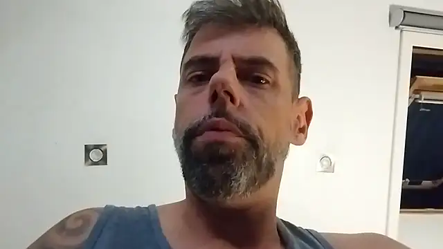 leo_pt_BR Webcamshow