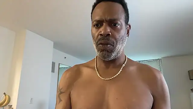 theblacklordmaster: διαδικτυακό σόου στην κάμερα