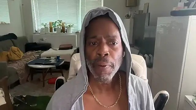 הופעת וובקאם של theblacklordmaster