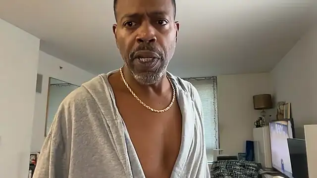 theblacklordmaster: διαδικτυακό σόου στην κάμερα