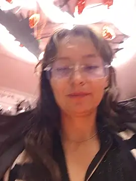ERIS666 – Naživo XXX chat