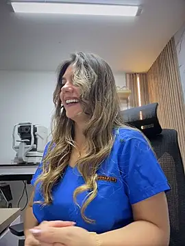 alicee16n Webbikameraesitys