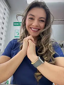 Show modela alicee16 na web-kameri