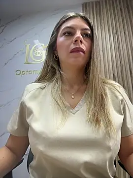 alicee16's Webcam Show