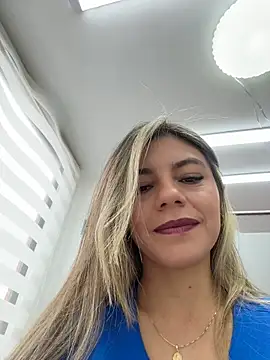alicee16 Adlı Modelin Web Kamerası Şovu