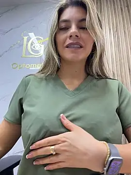 alicee16 Adlı Modelin Canlı XXX Sohbeti