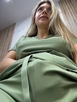 alicee16's Webcam Show