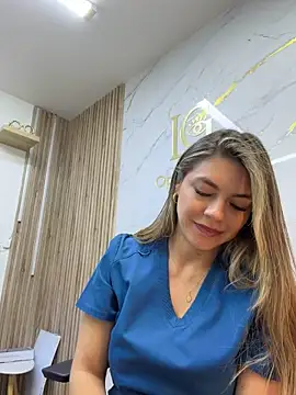 alicee16 Webcamshow