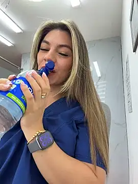 alicee16's Webcam Show