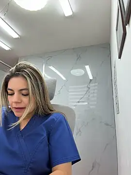 alicee16's Webcam Show