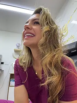 alicee16 – webcam-show
