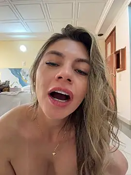 alicee16's Webcam Show