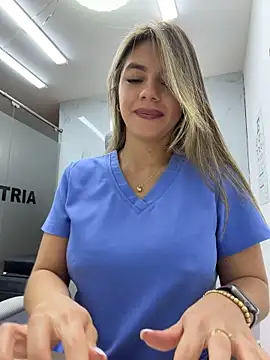alicee16's Webcam Show