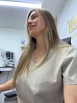 alicee16's Webcam Show