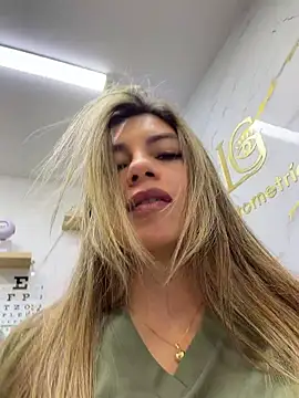 alicee16 Шоу с уебкамера