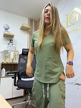 alicee16's Webcam Show