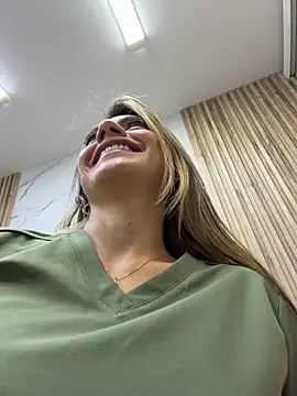 Chat XXX en directo de alicee16