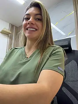 alicee16's Live XXX Chat