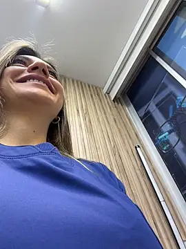 alicee16's Webcam Show