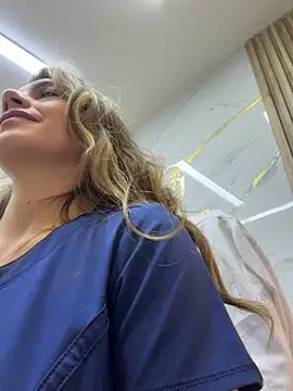 alicee16's Webcam Show