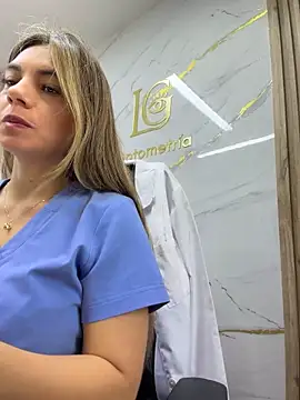 Вебкам-шоу alicee16