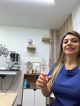 alicee16's Webcam Show