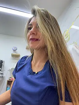 alicee16's Webcam Show