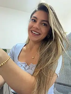 alicee16's Webcam Show