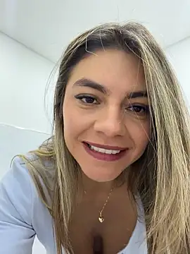 alicee16's Webcam Show