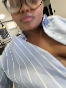 Neelo-Smith Pertunjukan Webcam