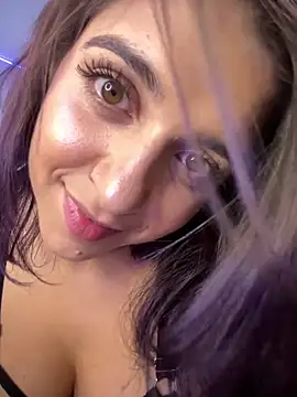 Aliciia777 élő XXX-chatje