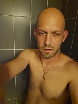 Namastedaddy85 Webcam Show