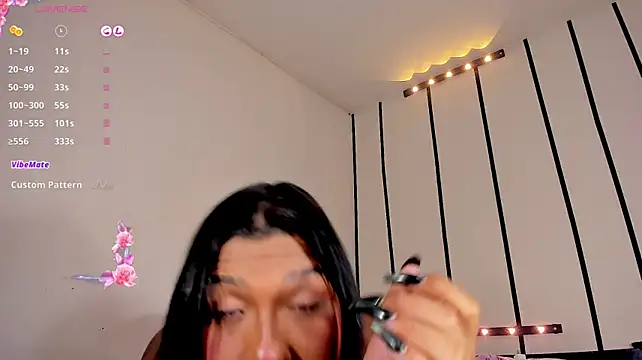 Pokazy przed kamerką – IsabellBigtitsxx