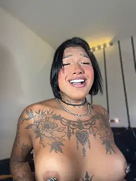 IsabellBigtitsxx ওয়েবক্যাম শো