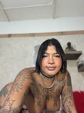 הופעת וובקאם של IsabellBigtitsxx