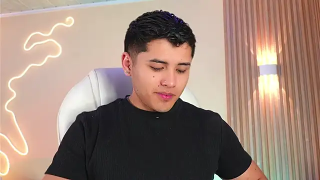 عرض كام MatiasKorn