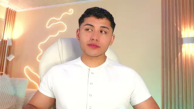MatiasKorn Webcam Show