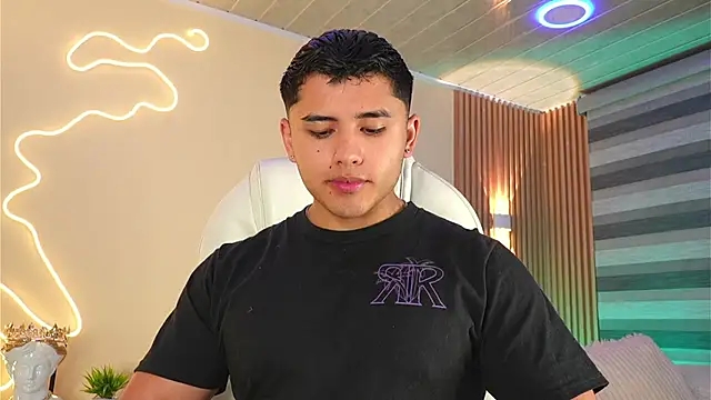 MatiasKorn Adlı Modelin Web Kamerası Şovu