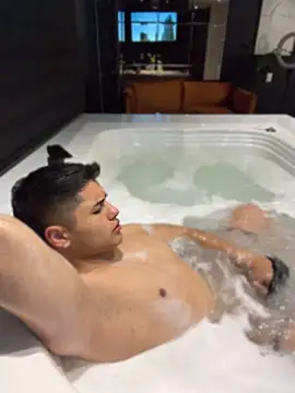 MatiasKorn webcam show