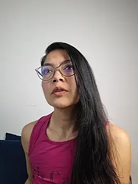Alicesoul: διαδικτυακό σόου στην κάμερα