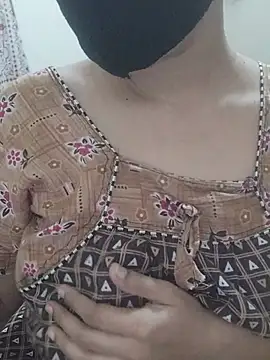 Sexynageena XXX чат на живо