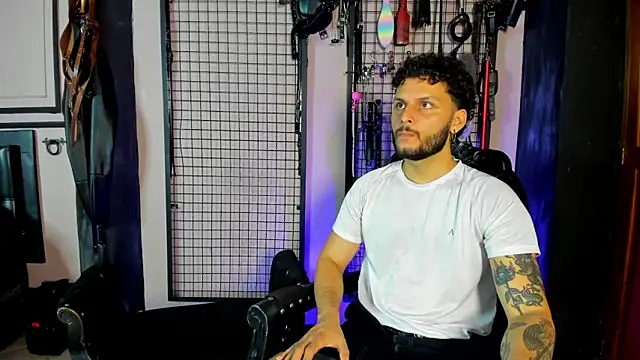 Twisted_Fantasy's Webcam Show