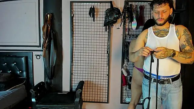 Twisted_Fantasy: вебкам-шоу