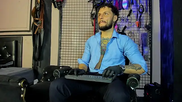 Twisted_Fantasy Adlı Modelin Web Kamerası Şovu