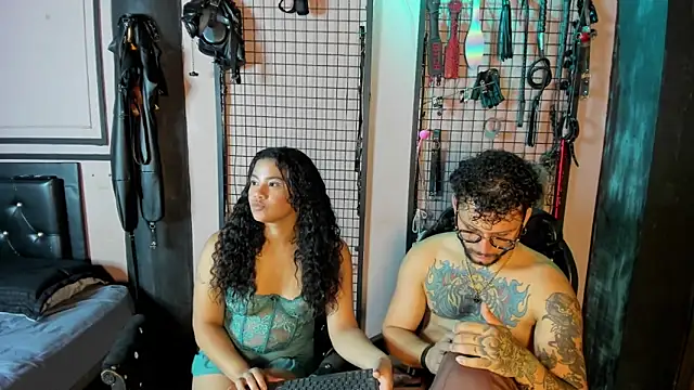 Twisted_Fantasyn Webbikameraesitys